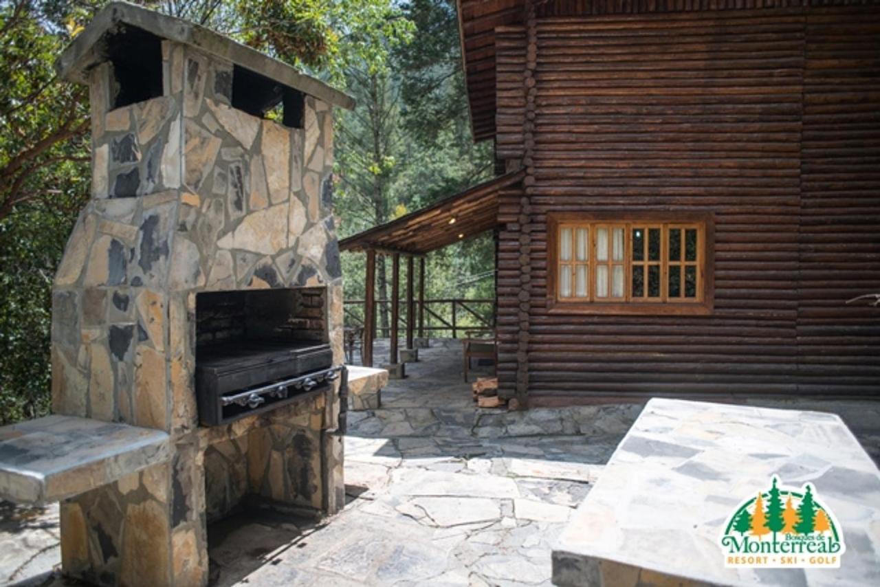 Bosques De Monterreal Hotell San Antonio de las Alazanas Exteriör bild