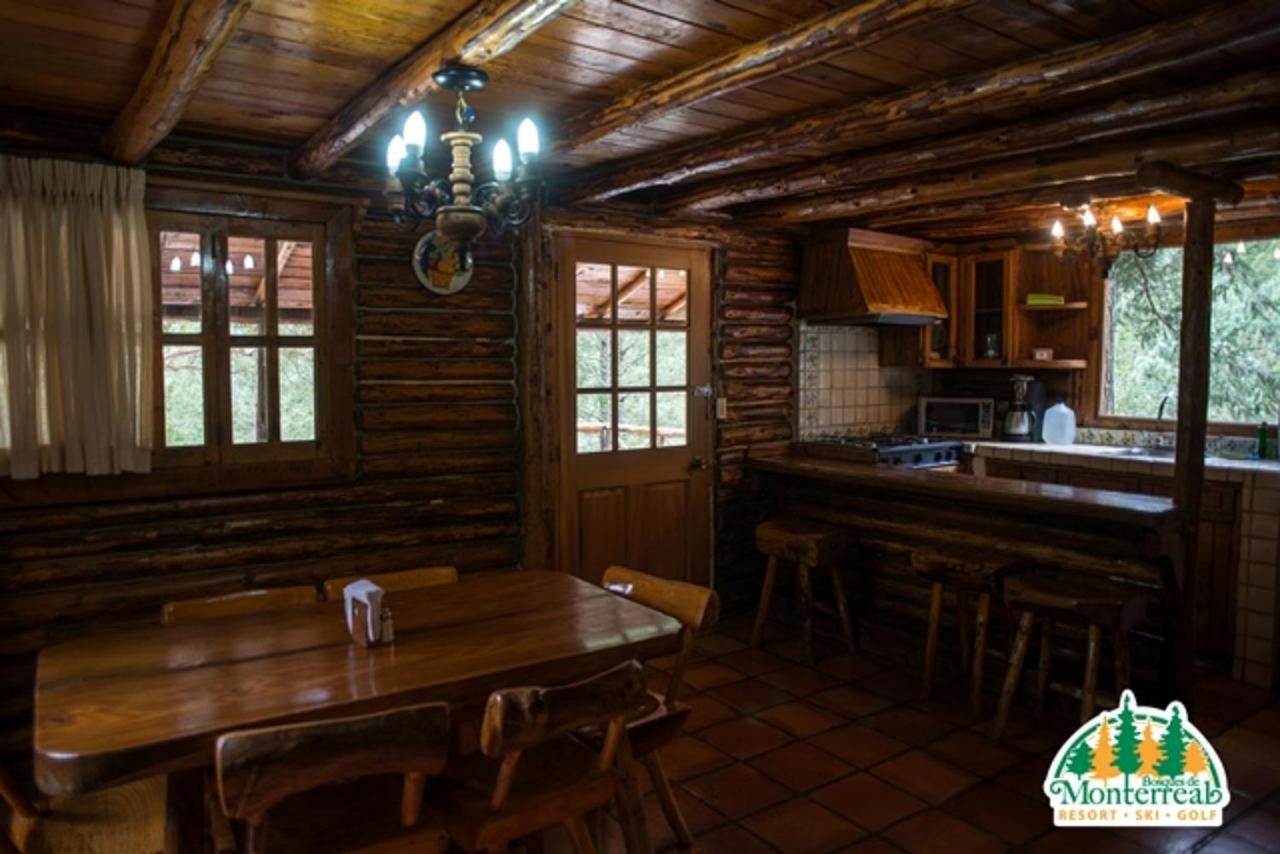 Bosques De Monterreal Hotell San Antonio de las Alazanas Exteriör bild